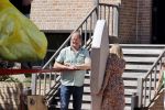 Noordwijk 31 mei en 1 juni 2021
Het nieuwe huis van Martien en Erica Meiland. Ze verhuizen vanuit Hengelo naar Noordwijk.
Aanwezig Martien Meiland Erica Meiland Maxime Meiland met dochter Claire en partner Leroy Molkenboer Montana Meiland met vrien Dirk Hoogstraten. Ook broer Jaap meiland en zijn vrouw Evelien helpen mee.