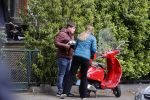 Amsterdam 21 mei 2021
Martijn Krabbe met zijn vrouw Deborah op zijn vespa scooter
