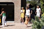 Noordwijk 31 mei en 1 juni 2021
Het nieuwe huis van Martien en Erica Meiland. Ze verhuizen vanuit Hengelo naar Noordwijk.
Aanwezig Martien Meiland Erica Meiland Maxime Meiland met dochter Claire en partner Leroy Molkenboer Montana Meiland met vrien Dirk Hoogstraten. Ook broer Jaap meiland en zijn vrouw Evelien helpen mee.