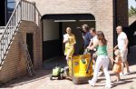 Noordwijk 31 mei en 1 juni 2021
Het nieuwe huis van Martien en Erica Meiland. Ze verhuizen vanuit Hengelo naar Noordwijk.
Aanwezig Martien Meiland Erica Meiland Maxime Meiland met dochter Claire en partner Leroy Molkenboer Montana Meiland met vrien Dirk Hoogstraten. Ook broer Jaap meiland en zijn vrouw Evelien helpen mee.