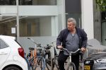 Amsterdam 20 mei 2021
Michiel Romeijn/ Michiel Romeyn  op zijn fiets in Amsterdam zuid