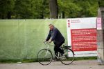 Amsterdam 20 mei 2021
Michiel Romeijn/ Michiel Romeyn  op zijn fiets in Amsterdam zuid
