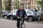 Amsterdam 20 mei 2021
Michiel Romeijn/ Michiel Romeyn  op zijn fiets in Amsterdam zuid