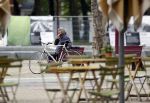Amsterdam 20 mei 2021
Michiel Romeijn/ Michiel Romeyn  op zijn fiets in Amsterdam zuid