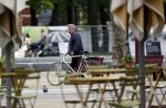 Amsterdam 20 mei 2021
Michiel Romeijn/ Michiel Romeyn  op zijn fiets in Amsterdam zuid