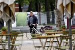 Amsterdam 20 mei 2021
Michiel Romeijn/ Michiel Romeyn  op zijn fiets in Amsterdam zuid
