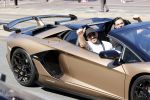 Amsterdam 9 juni 2021
Mobicepp in zijn gouden Lamborghini