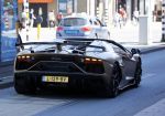 Amsterdam 9 juni 2021
Mobicepp in zijn gouden Lamborghini