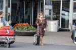 Schiphol 21 mei 2021
Monique Westenberg zoontje Andre Hazes jr en twee vriendinnen arriveren op schiphol na een vakantie op ibiza.
Haar vader komt ze halen .