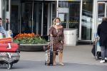 Schiphol 21 mei 2021
Monique Westenberg zoontje Andre Hazes jr en twee vriendinnen arriveren op schiphol na een vakantie op ibiza.
Haar vader komt ze halen .