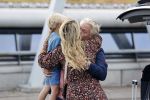 Schiphol 21 mei 2021
Monique Westenberg zoontje Andre Hazes jr en twee vriendinnen arriveren op schiphol na een vakantie op ibiza.
Haar vader komt ze halen .