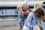 Schiphol 21 mei 2021
Monique Westenberg zoontje Andre Hazes jr en twee vriendinnen arriveren op schiphol na een vakantie op ibiza.
Haar vader komt ze halen .