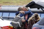 Schiphol 21 mei 2021
Monique Westenberg zoontje Andre Hazes jr en twee vriendinnen arriveren op schiphol na een vakantie op ibiza.
Haar vader komt ze halen .