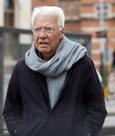 Amsterdam 26 mei 2021
Paul Witteman met .... wandelend door Amsterdam zuid.