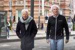 Amsterdam 26 mei 2021
Paul Witteman met .... wandelend door Amsterdam zuid.