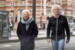 Amsterdam 26 mei 2021
Paul Witteman met .... wandelend door Amsterdam zuid.