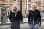 Amsterdam 26 mei 2021
Paul Witteman met .... wandelend door Amsterdam zuid.