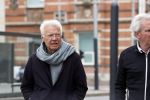 Amsterdam 26 mei 2021
Paul Witteman met .... wandelend door Amsterdam zuid.