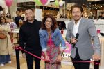 Amstelveen 27 mei 2021
Opening Yoyo tea bar van Rachel Hazes in winkelcentrum Amstelveen.
Andre Hazes zijn vriendinSarah v Soelen en haar ouders zijn ook aanwezig. Wi van YoYo