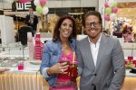 Amstelveen 27 mei 2021
Opening Yoyo tea bar van Rachel Hazes in winkelcentrum Amstelveen.
Andre Hazes zijn vriendinSarah v Soelen en haar ouders zijn ook aanwezig.