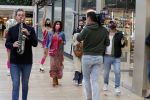 Amstelveen 27 mei 2021
Opening Yoyo tea bar van Rachel Hazes in winkelcentrum Amstelveen.
Andre Hazes zijn vriendinSarah v Soelen en haar ouders zijn ook aanwezig. rachel met Rosanna Kluivert en Nino Wilkes