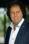 Nijkerk 22 mei 2021
Rene le Blanc overhandigt Johan Vlemmix award voor uitbrengen 175 cd 's