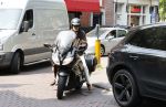 Amsterdam 4 juni 2021
Ron Brandsteder op zijn motor in Amsterdam zuid