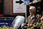 Amsterdam 4 juni 2021
Ron Brandsteder op zijn motor in Amsterdam zuid