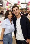 Amstelveen 27 mei 2021
Opening Yoyo tea bar van Rachel Hazes in winkelcentrum Amstelveen.
Andre Hazes zijn vriendinSarah v Soelen en haar ouders zijn ook aanwezig. Rossana Kluivert en haar zoon Nino Wilkes