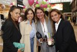 Amstelveen 27 mei 2021
Opening Yoyo tea bar van Rachel Hazes in winkelcentrum Amstelveen.
Andre Hazes zijn vriendinSarah v Soelen en haar ouders zijn ook aanwezig. Sarah v Soelen  met haar moeder  Esther Scipio en Rosanna Kluivert