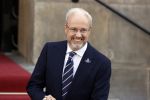 Amsterdam 4 juni 2021
Prins Bernhard Cultuur prijzen in paleis op de dam .
Prinses Beatrix rijkt ze uit. Hofmaarschalk Sjoert Klein Schiphorst