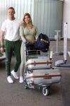 Schiphol 31 mei 2021
Ferry Doedens en Stephanie Tency vertrekken voor een tv programma naar Curacao.