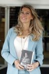 Amsterdam 26 mei 2021
Susan Smit met haar nieuwe roman de heks van Limbricht.