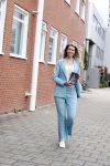 Amsterdam 26 mei 2021
Susan Smit met haar nieuwe roman de heks van Limbricht.
