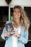 Amsterdam 26 mei 2021
Susan Smit met haar nieuwe roman de heks van Limbricht.
