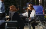 Amsterdam 20 mei 2021
Suzanne Klemann met partner Minka Mooren op de cornelis schuytstraat