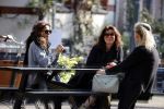 Amsterdam 20 mei 2021
Suzanne Klemann met partner Minka Mooren op de cornelis schuytstraat