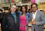Amstelveen 27 mei 2021
Opening Yoyo tea bar van Rachel Hazes in winkelcentrum Amstelveen.
Andre Hazes zijn vriendinSarah v Soelen en haar ouders zijn ook aanwezig. Theo Hazes
