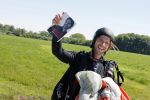 Teuge 1  juni 2021
Thomas v d Vlugt presenteert zijn boek door uit een vleigtuig te springen met een parachute.