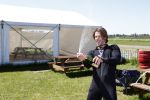 Teuge 1  juni 2021
Thomas v d Vlugt presenteert zijn boek door uit een vleigtuig te springen met een parachute.