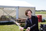Teuge 1  juni 2021
Thomas v d Vlugt presenteert zijn boek door uit een vleigtuig te springen met een parachute.