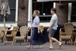 Amsterdam 17 juni 2021
Twan Huys met zijn vrouw in het centrum van Amsterdam