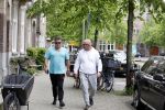 Amsterdam 29 mei 2021
Wolter Kroes en kennis Richard lopend door Amsterdam zuid.