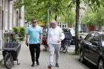 Amsterdam 29 mei 2021
Wolter Kroes en kennis Richard lopend door Amsterdam zuid.
