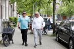 Amsterdam 29 mei 2021
Wolter Kroes en kennis Richard lopend door Amsterdam zuid.