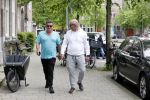 Amsterdam 29 mei 2021
Wolter Kroes en kennis Richard lopend door Amsterdam zuid.