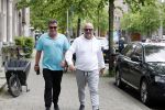 Amsterdam 29 mei 2021
Wolter Kroes en kennis Richard lopend door Amsterdam zuid.
