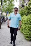 Amsterdam 29 mei 2021
Wolter Kroes en kennis Richard lopend door Amsterdam zuid.