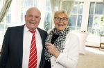 Den Haag 9 juni 202
Erica Terpstra krijgt een belangrijke onderscheiding uit handen van de Japanse Ambassadeur . Alles speelde zich af op de Japanse Ambassade in Den Haag. Ada Kok met haar man Mat