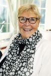 Den Haag 9 juni 202
Erica Terpstra krijgt een belangrijke onderscheiding uit handen van de Japanse Ambassadeur . Alles speelde zich af op de Japanse Ambassade in Den Haag. Ada Kok met haar man Mat